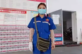 追踪人贩救回被拐女童的女侠是个单亲妈妈，儿子一句话令人心疼图片
