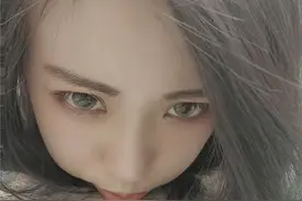 小说：我送美艳同事回家，她问我有什么安排：难受，能陪陪我吗？图片