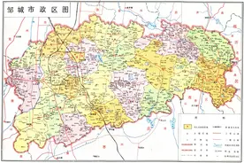 山东邹城市境域几经变迁形成现状，其现状地图则极像一着汉服男子图片
