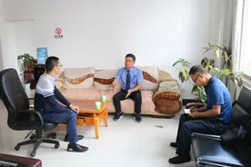 陈勇检察长联系人大代表 走访人才专家图片