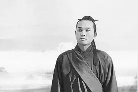 南京大屠杀后，有个道士击杀十多个日本兵，后来失踪留下个衣冠冢图片