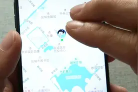 使用微信的共享位置功能，这里一个非常实用的小按钮，不要忽略了视频封面