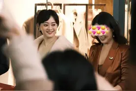孙俪活动生图曝光，无修图下被指老态明显，网友：朕的莞嫔变样了图片