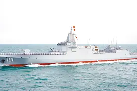 中国海军进入日本海，今后或将成为常态，对日本是个战略威慑图片