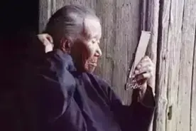 新婚3天，丈夫外出打仗，妻子苦等几十年，却等来一张烈士证书图片