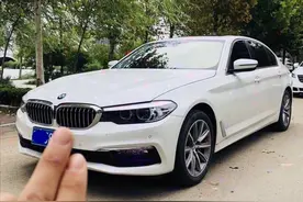 小伙8万买宝马5系，到家就拆出12个GPS，网友：这次赚大了图片