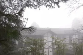 藏在山林里的温泉！贵州这个温泉太舒服，随手一拍都是清新大片图片