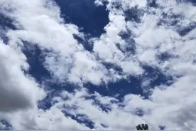 拉萨的云，看不够图片