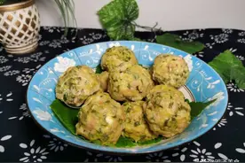 用玉米面和豇豆角做的菜团子，口感鲜香有营养，多吃几个也不怕胖图片