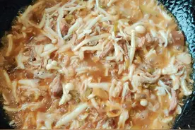 一招教你做榨菜肉丝汤！汤汁浓，榨菜脆，肉丝香，美味好喝还营养图片