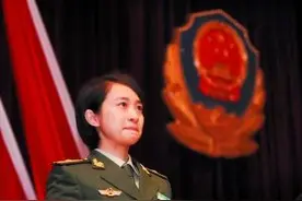 她是烈士遗孀，31岁加入部队成为女武警只为继承丈夫遗志图片