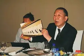 落难法国的著名画家范曾，书画打包批发给郭庆祥，让他大赚了一笔图片