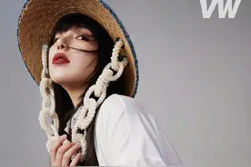 阚清子最新封面大片曝光，湿发造型迷离又魅惑图片