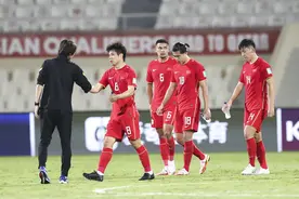 国足战袋鼠最新赔率：中国取胜8/1，澳大利亚获胜1.4/1图片