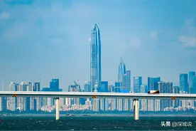 海上看深圳城市天际线视角独特：豪宅看南山、地标看福田图片