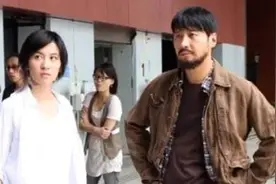 盘点四大天王胡子造型，张学友霸气，郭富城邋遢，最拽还是刘德华图片