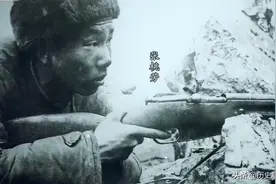 张桃芳：中国军事史上公认的最佳狙击手，一枪击毙美军王牌狙击手图片