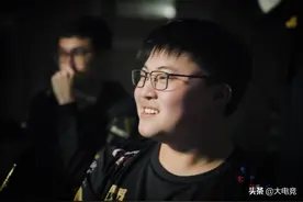 LOL：海外各战队及选手致敬Uzi，永远的史上最强ADC图片