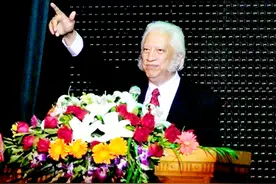 让五星红旗飘在美国上空！发起人熊德龙：虽无中国血，却有中国心图片