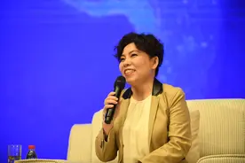 论道·邓亚萍：乒乓球练习法不适用于学英语图片