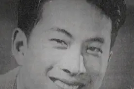 1969年，冯喆惨死“牛棚”，据知情人称：他被抬出时满身的淤青图片