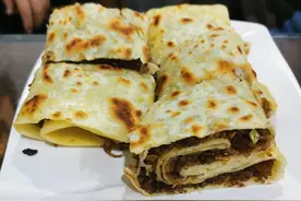郑州顺城街的羊肉馅饼图片