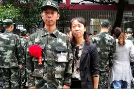 @母亲，来听兵儿子的真情“表白”图片