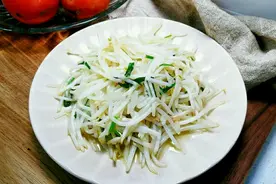 清炒绿豆芽，1菜2炒任你选，入口清脆，嚼的嘎嘣脆图片
