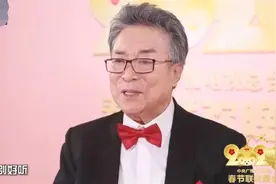 91岁老歌唱家再登春晚，知道他与妻子67年的爱情后，我羡慕哭了图片