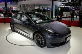 特斯拉Model 3再次官降至23万多，配无框车门，月销1万多台图片