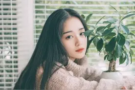 妻子男闺蜜半夜约她，丈夫替妻子回复：他出差了，来我家约图片