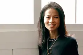 3个很流行的护肤法，不适合60岁以上的皮肤，是衰老的“加速器”图片