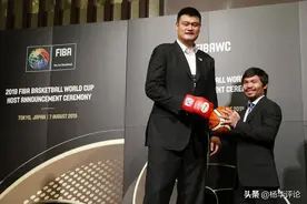 帕奎奥捍卫美国亚裔群体，发帖用汉语不用日语，他与中国友谊深厚图片