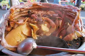目睹新疆人制作面肺子，误以为闯进了手术室图片