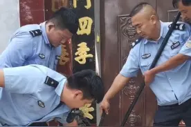 山东鄄城杀害两人男子落网画面曝光 曾发视频自称“瞎三爷”图片