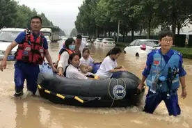 “失联”的发型师找到了！他正在河南救灾，一切安好图片