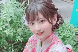 日本女子偶像小鸟游杂志拍摄，夏天到来，穿上浴衣去花火大会图片