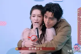 王大陆搂抱李沁惹争议，对比于小彤的做法，谁更绅士，一目了然图片