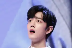 肖战小助理还缺人吗，每天看着他就很开心图片
