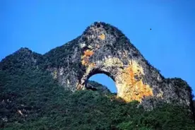 川东这座小城藏着一处“小贵州”？瀑布、溶洞、峡谷等喀斯特地貌图片