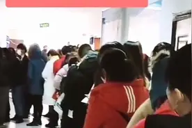 复工后迎来“生娃潮”？妇产科应接不暇，网友：真在家“闲不住”图片