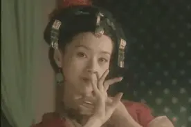 对比现在电视剧里的舞蹈，这个手指舞才真正的美图片