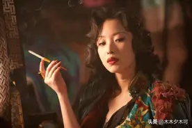 万里挑一的谋女郎，荧幕初吻给了李易峰，出道六年成了专属配角图片