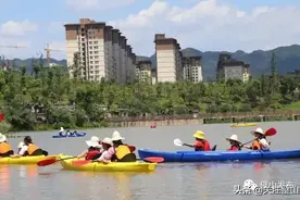 约吗？璧山儿童公园开通皮划艇娱乐项目了，你去打卡了吗？图片