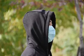 真保暖，小米有品上线加绒连帽保暖卫衣，复合面料更舒服图片