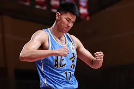 单赛季四大皆空，接连落选国家队省队，范子铭已被刘传兴全面超越图片
