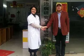 从烧鸡老板娘到中医民间高手图片