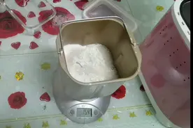 自制12寸榴莲厚底披萨，榴莲肉多多，真的是超级美味图片