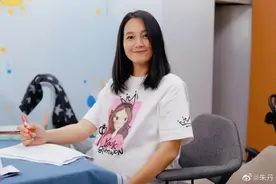 养母不伟大？朱丹反对代孕却惹争议，一句话伤害了很多母亲和女性图片