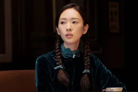 从景甜的旗袍到童瑶的校服，旧上海女人穿衣也太惊艳了图片